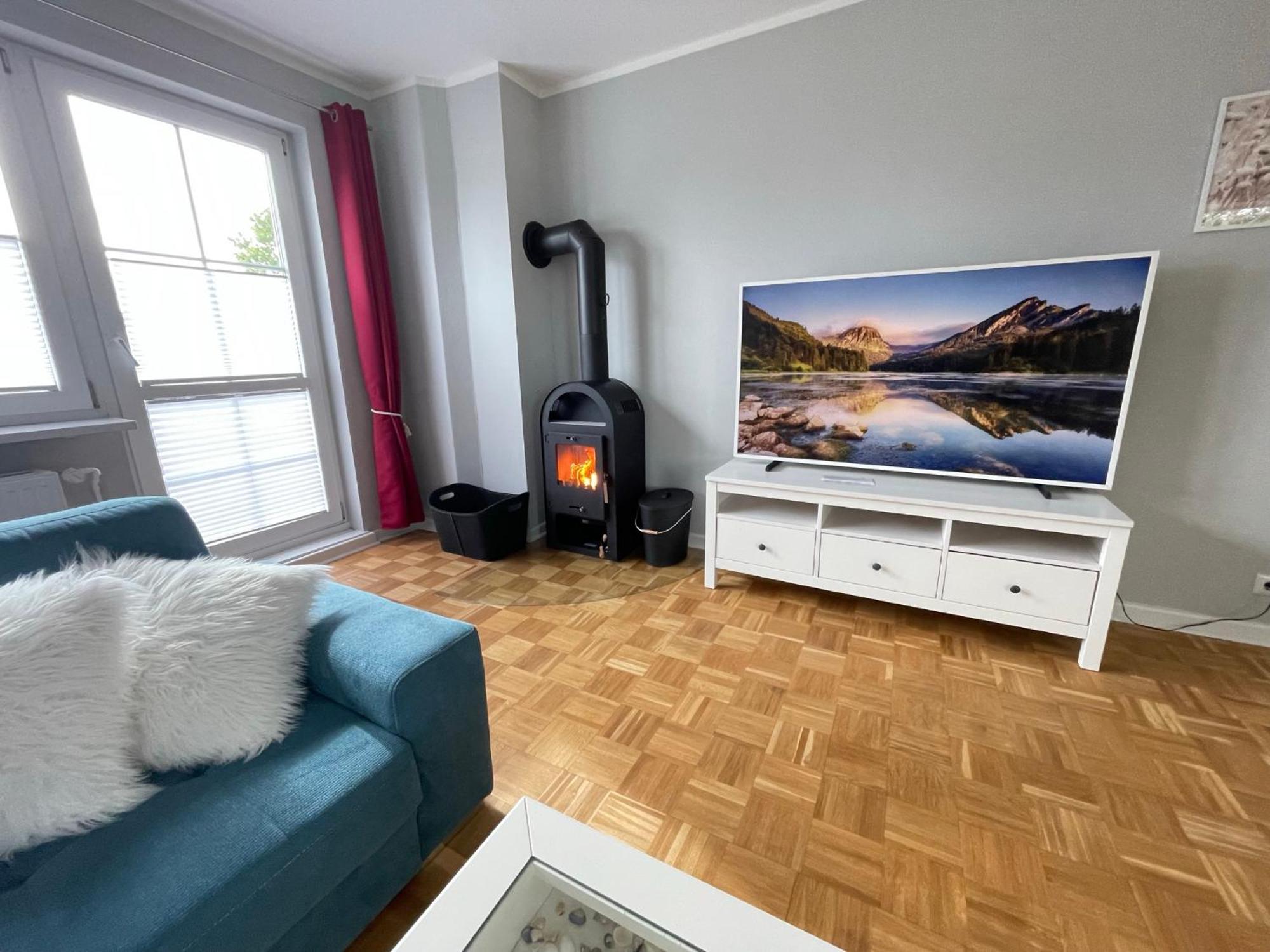 Ruegenferienhaus - Schaprode Hafen Extérieur photo