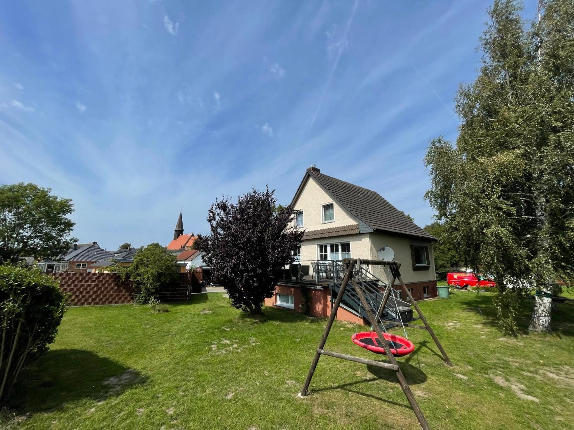 Ruegenferienhaus - Schaprode Hafen Extérieur photo